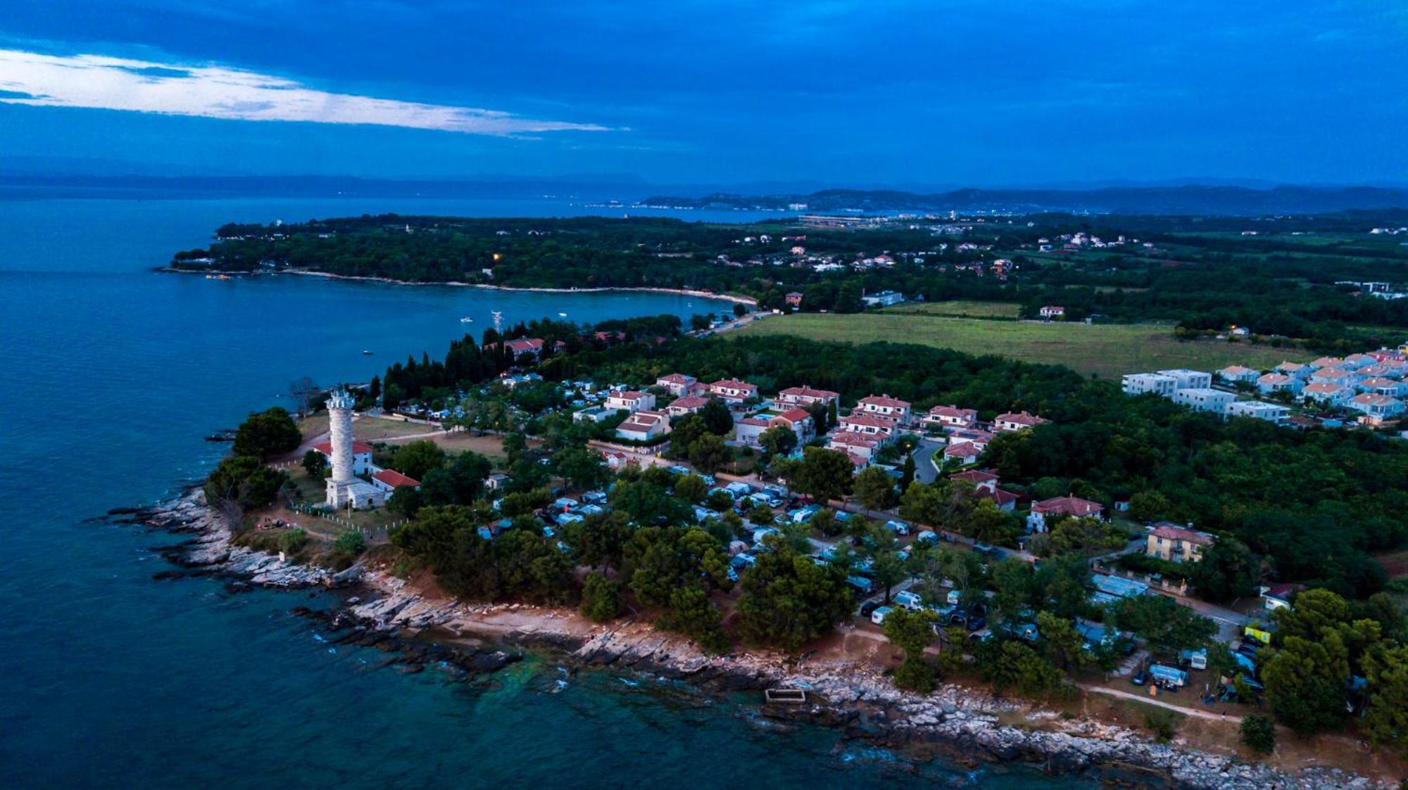 Baden Resort Basanija, Umag-With Sea View, Parking And 300M From The Beach Kültér fotó
